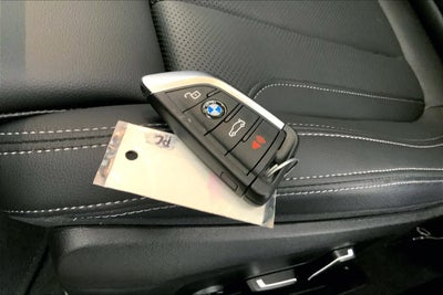 2024 BMW 3 Series 330i xDrive