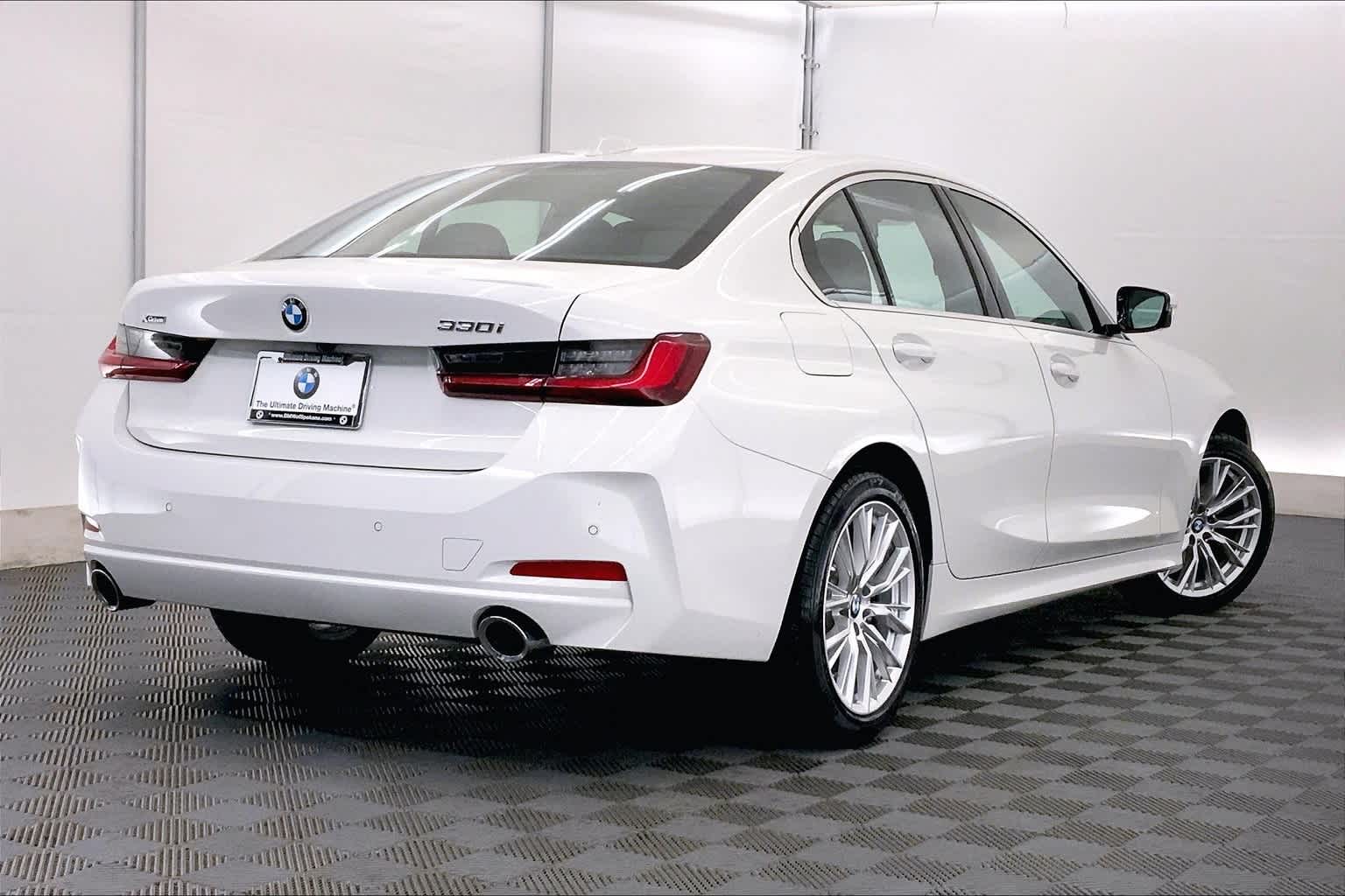 2024 BMW 3 Series 330i xDrive