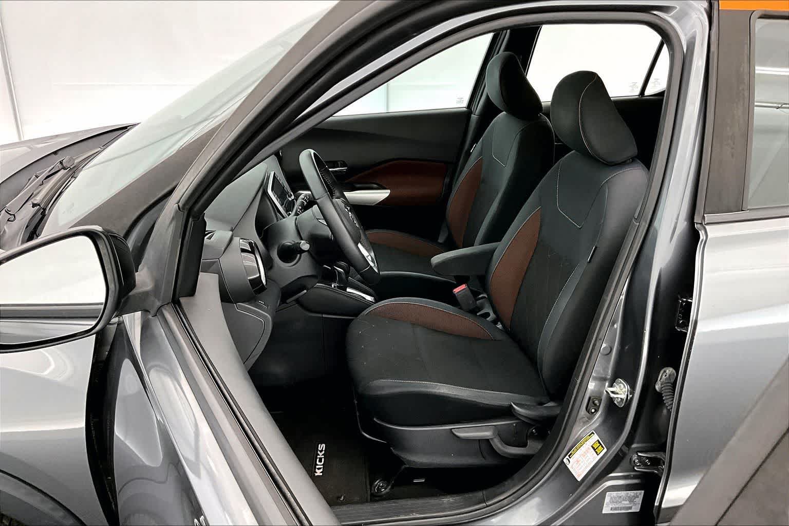 2019 Nissan Kicks SR