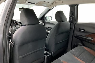2019 Nissan Kicks SR