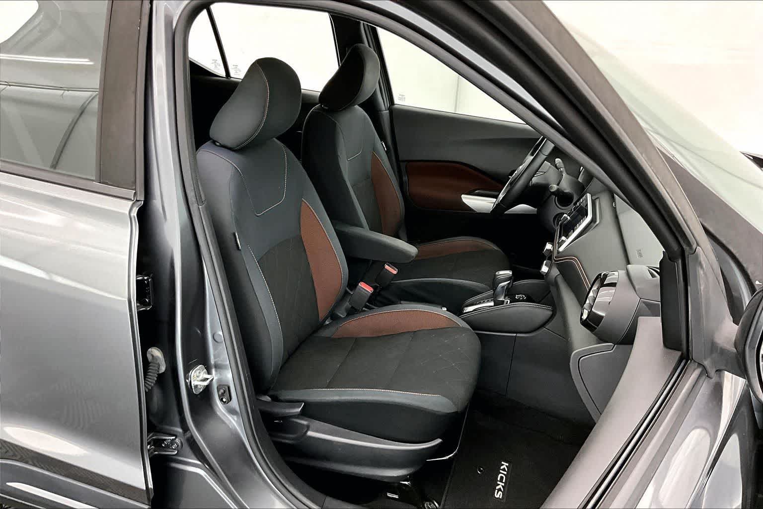2019 Nissan Kicks SR