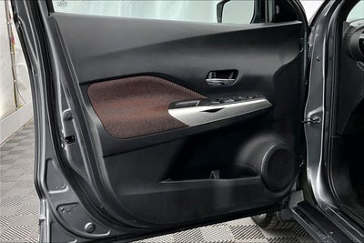 2019 Nissan Kicks SR