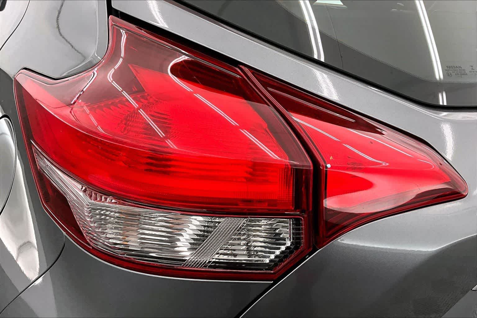 2019 Nissan Kicks SR