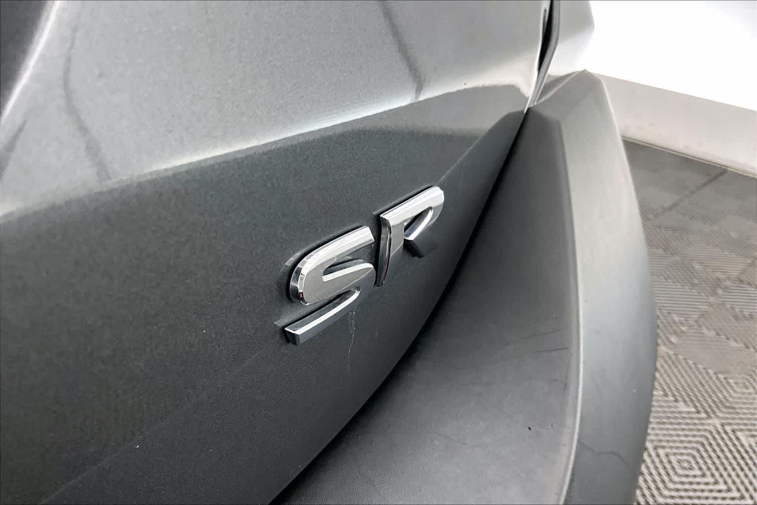 2019 Nissan Kicks SR