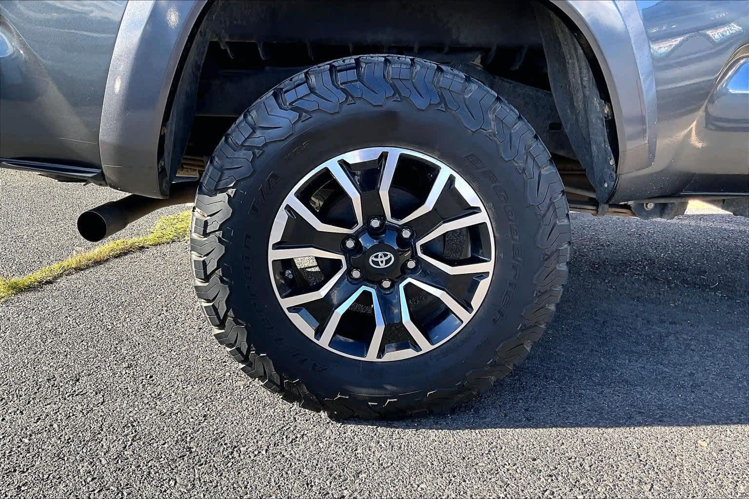 2020 Toyota Tacoma TRD Sport
