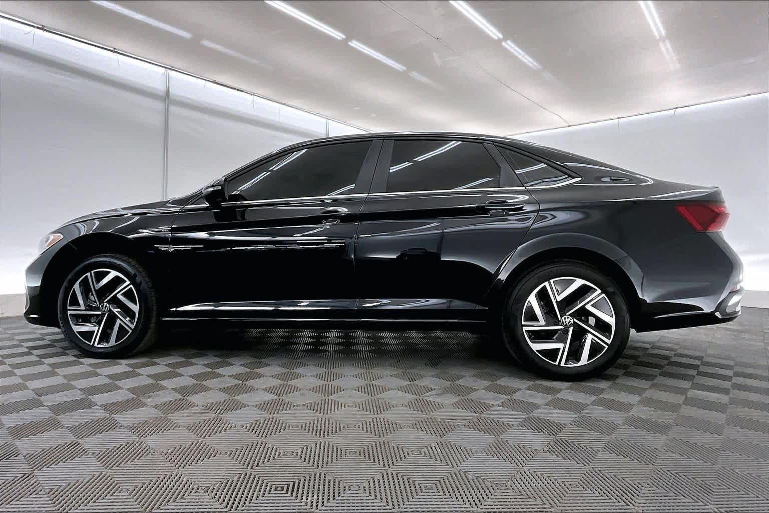 2023 Volkswagen Jetta SEL