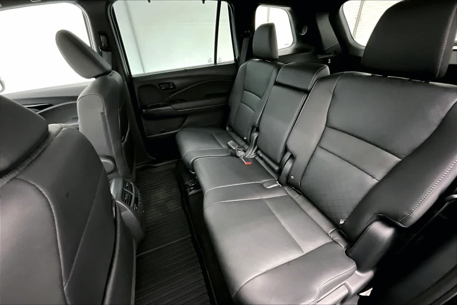 2023 Honda Passport Elite