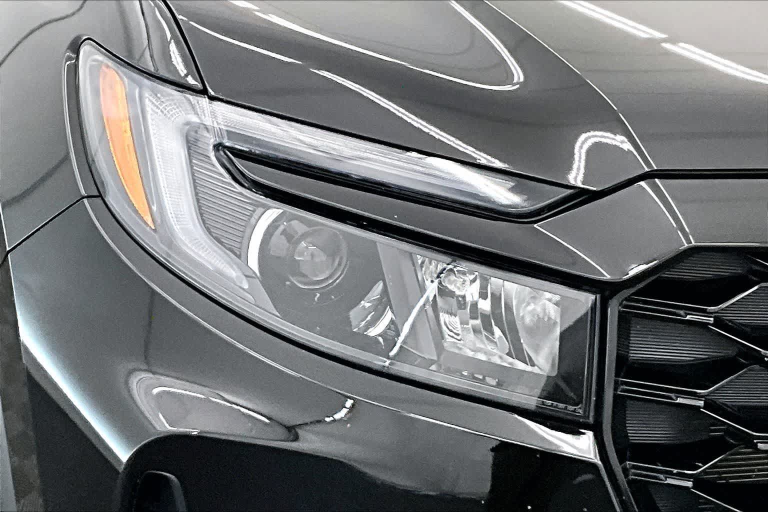 2023 Honda Passport Elite