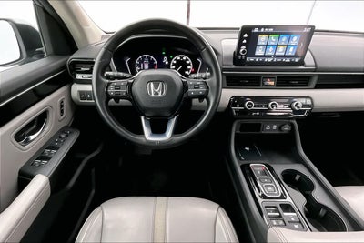 2023 Honda Pilot EX-L 8 Passenger