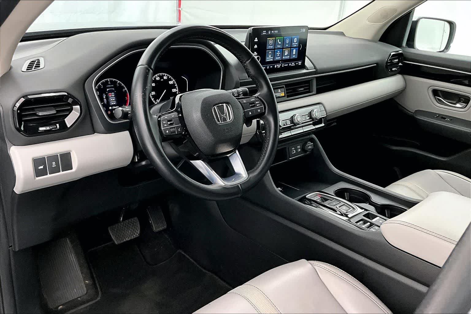 2023 Honda Pilot EX-L 8 Passenger