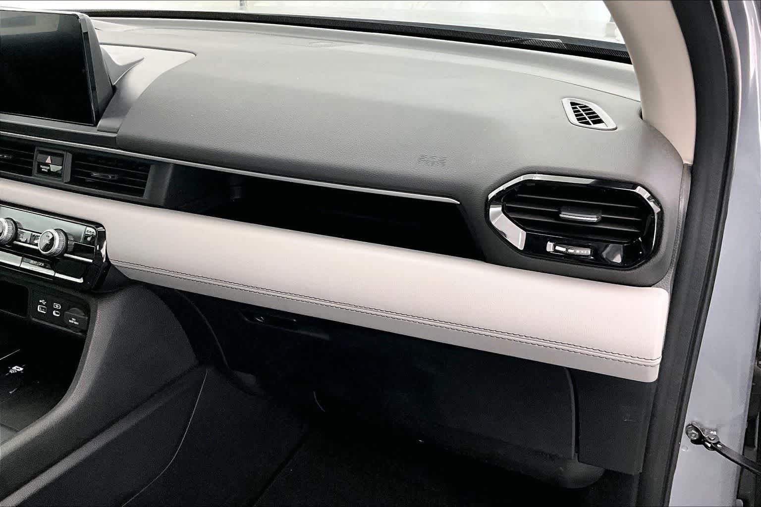 2023 Honda Pilot EX-L 8 Passenger