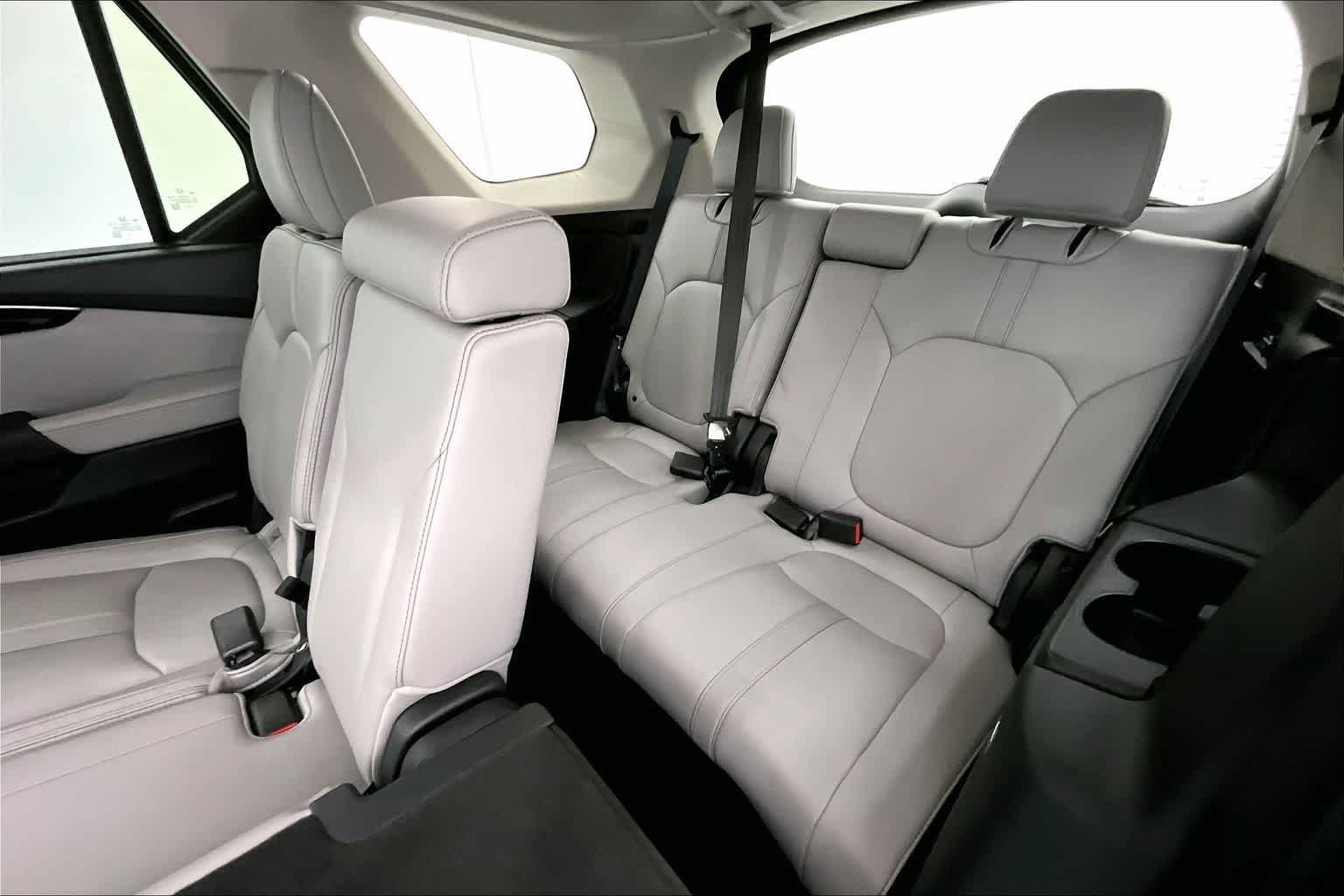 2023 Honda Pilot EX-L 8 Passenger