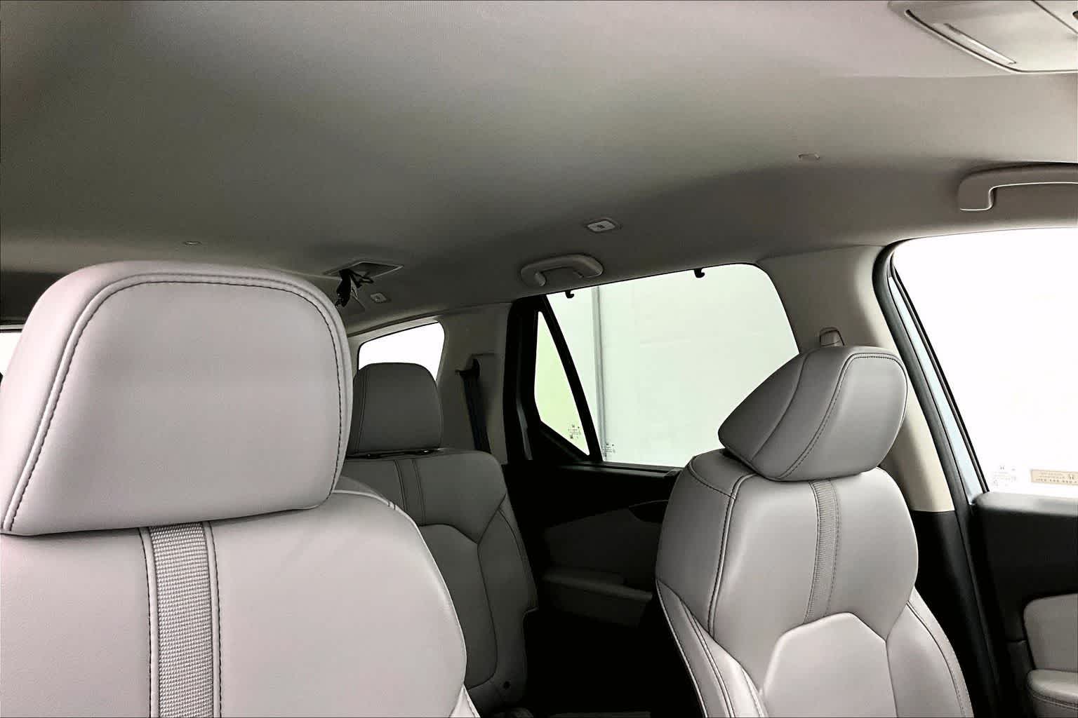 2023 Honda Pilot EX-L 8 Passenger