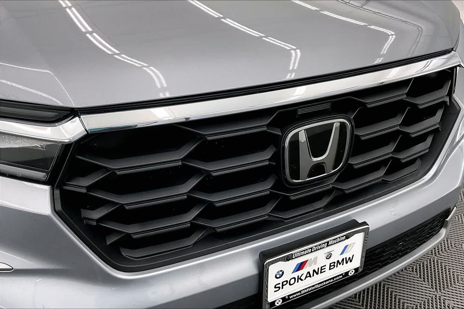 2023 Honda Pilot EX-L 8 Passenger