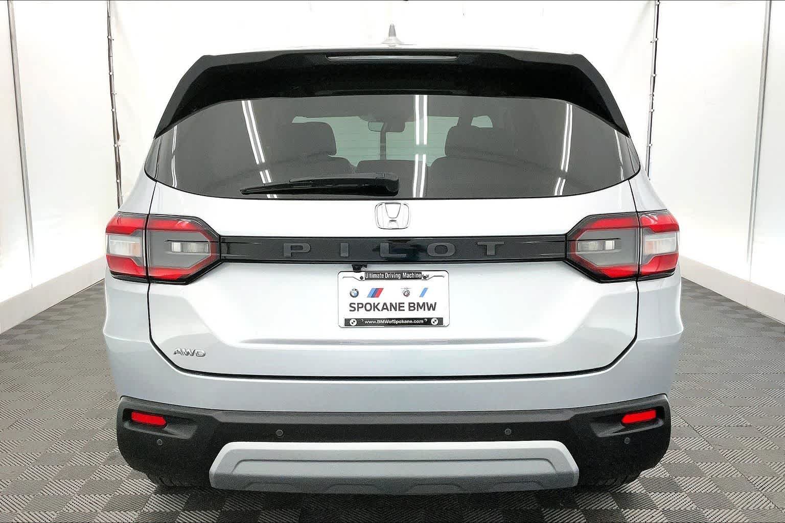2023 Honda Pilot EX-L 8 Passenger
