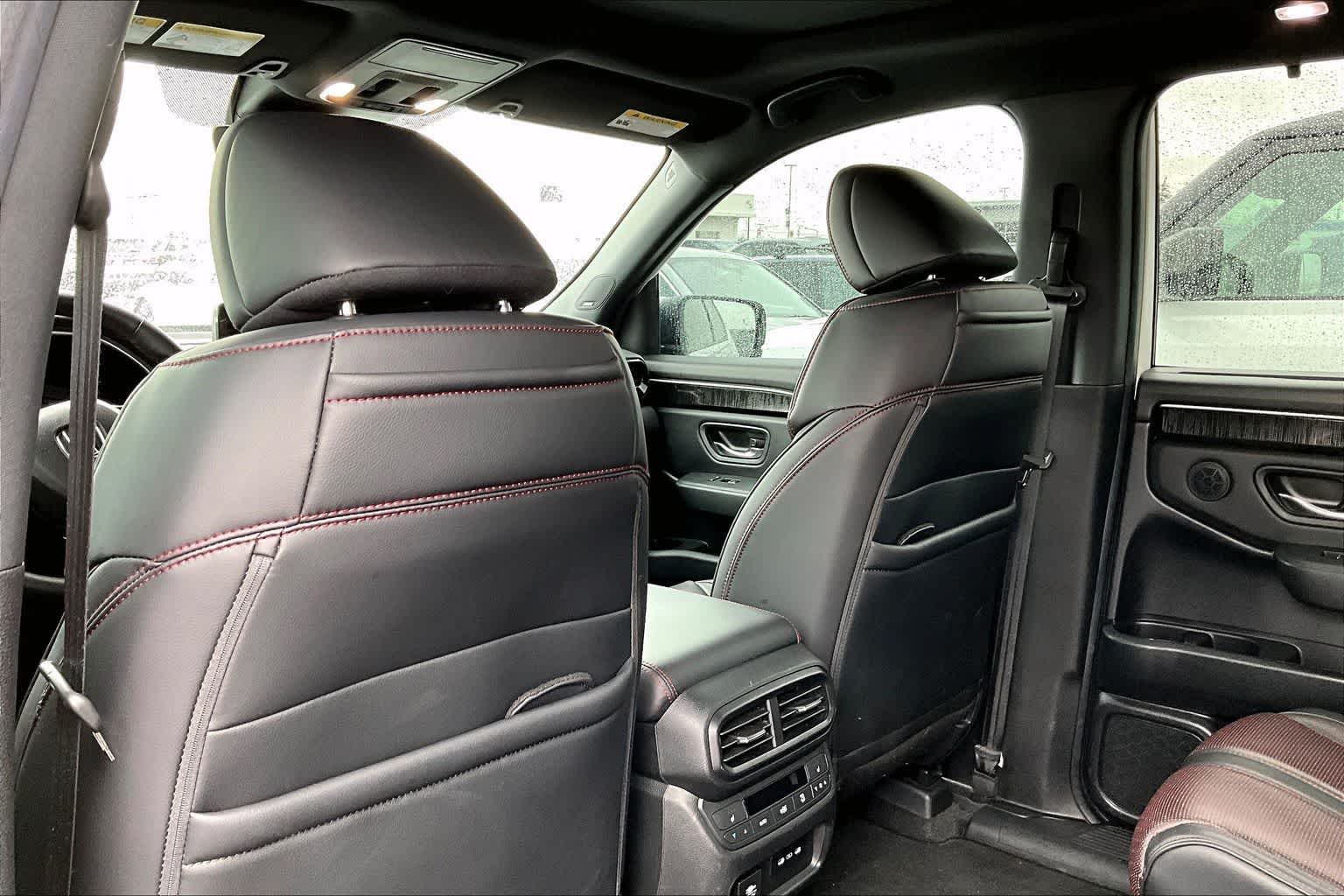 2025 Honda Pilot Black Edition