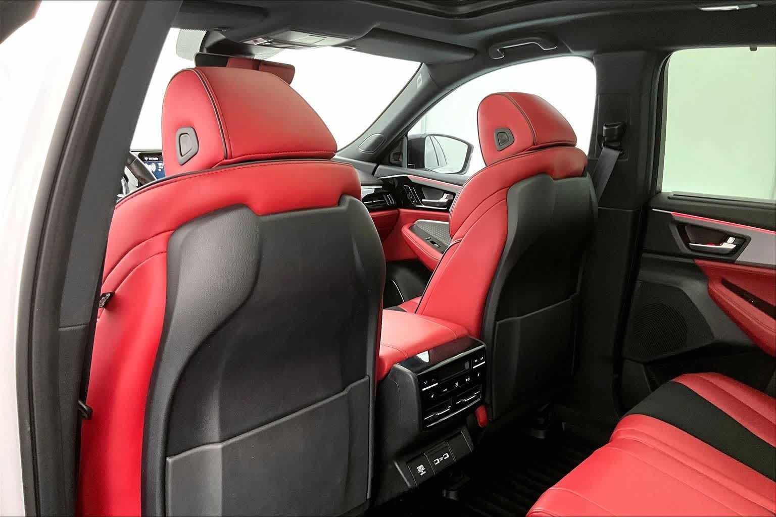 2023 Acura MDX w/A-Spec Package