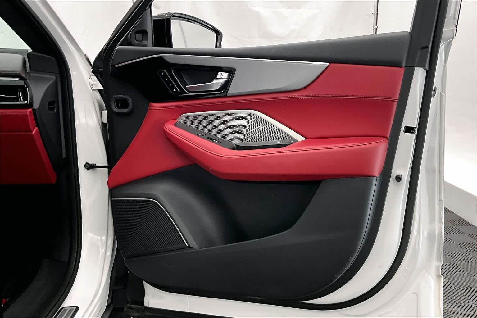 2023 Acura MDX w/A-Spec Package