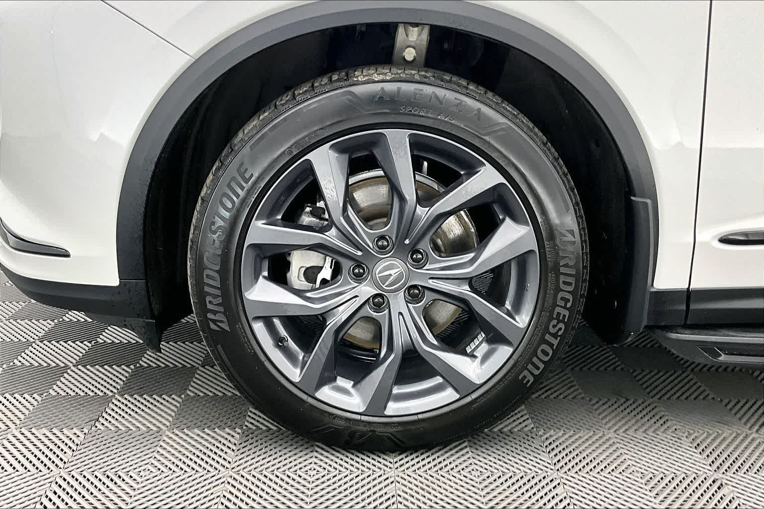 2023 Acura MDX w/A-Spec Package