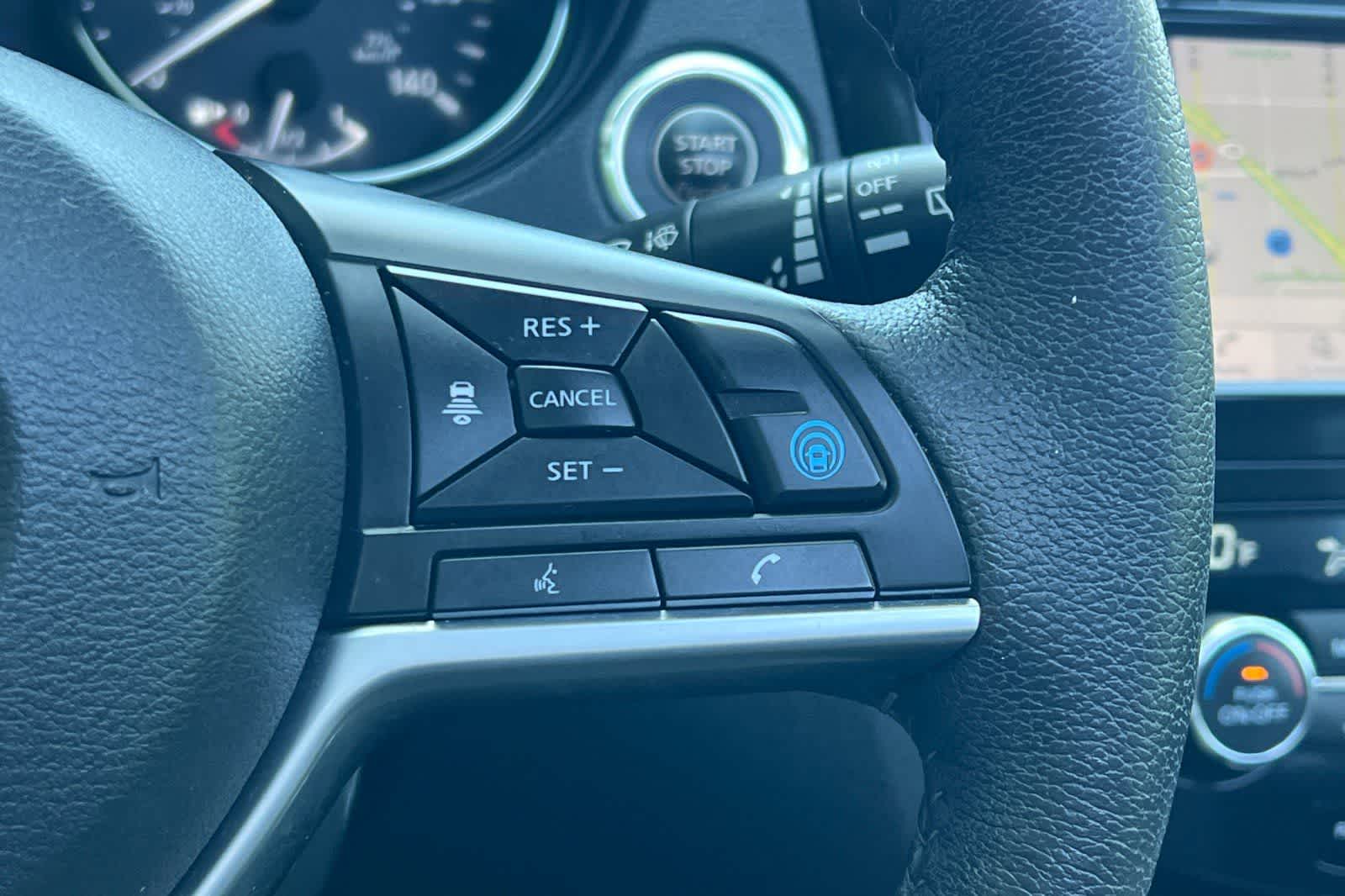 2020 Nissan Rogue SL