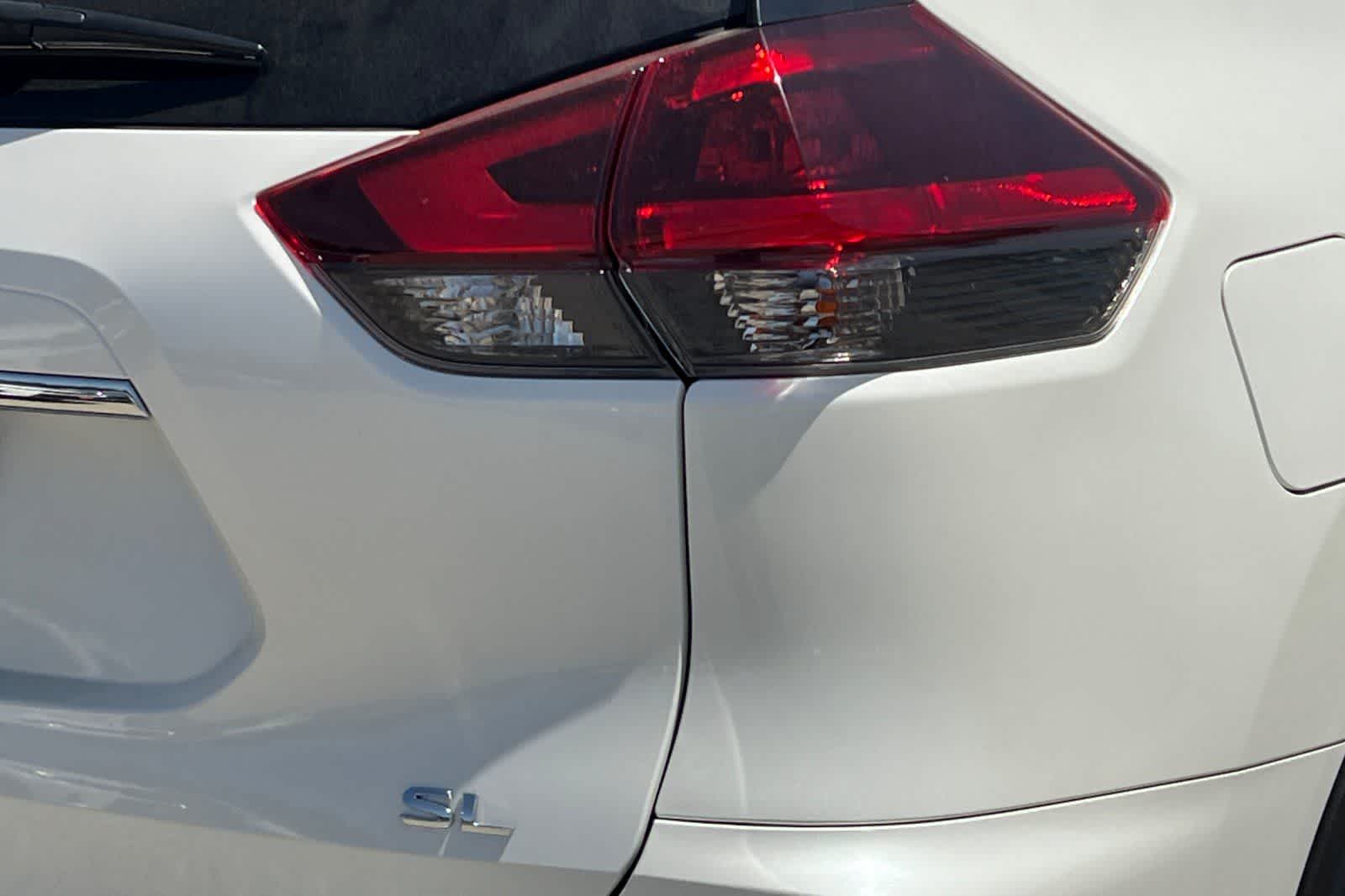 2020 Nissan Rogue SL