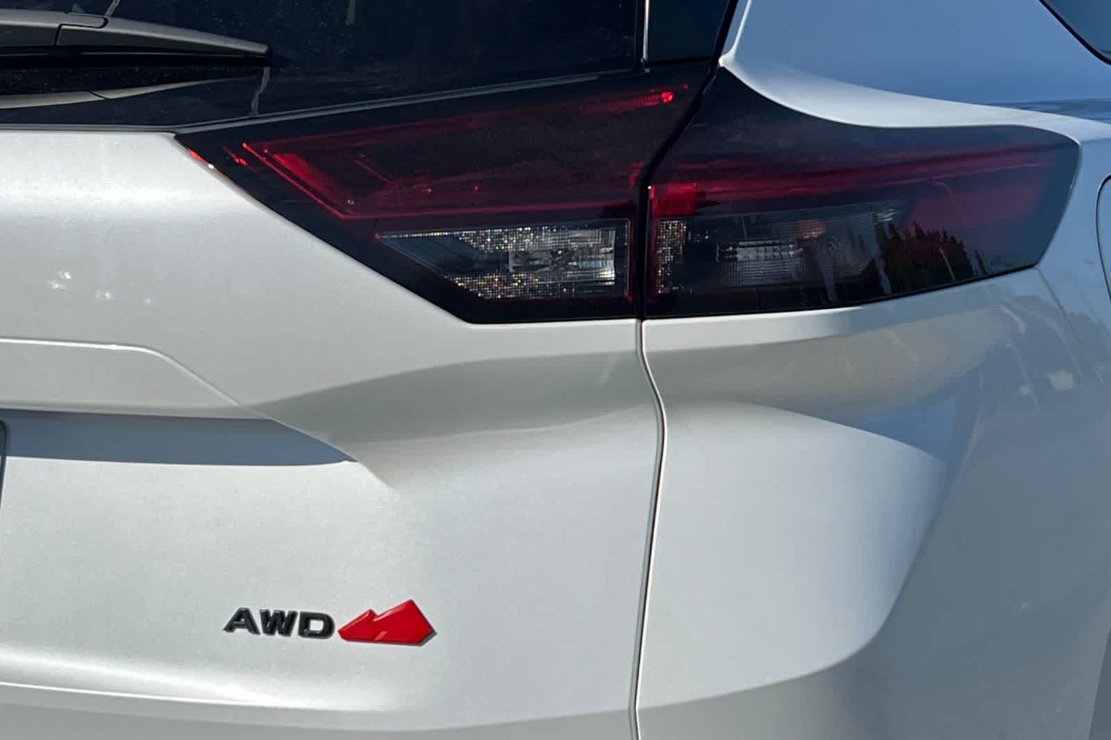 2025 Nissan Rogue Rock Creek