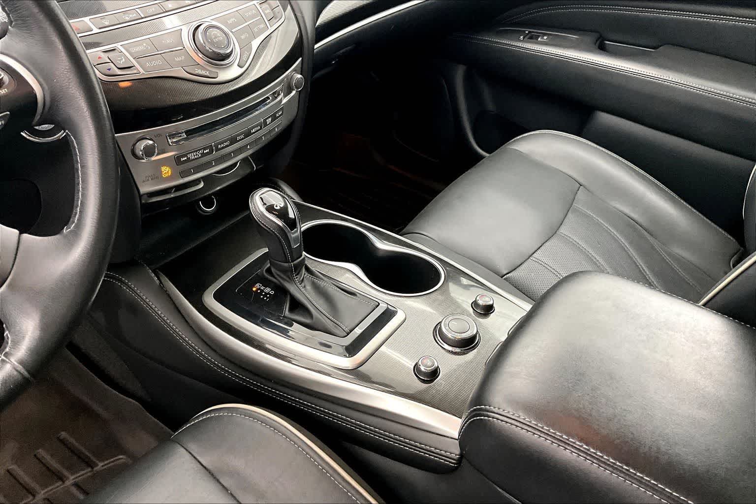 2019 INFINITI QX60 LUXE