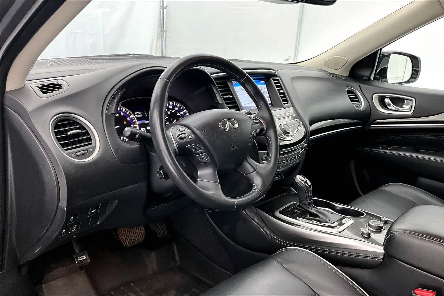 2019 INFINITI QX60 LUXE