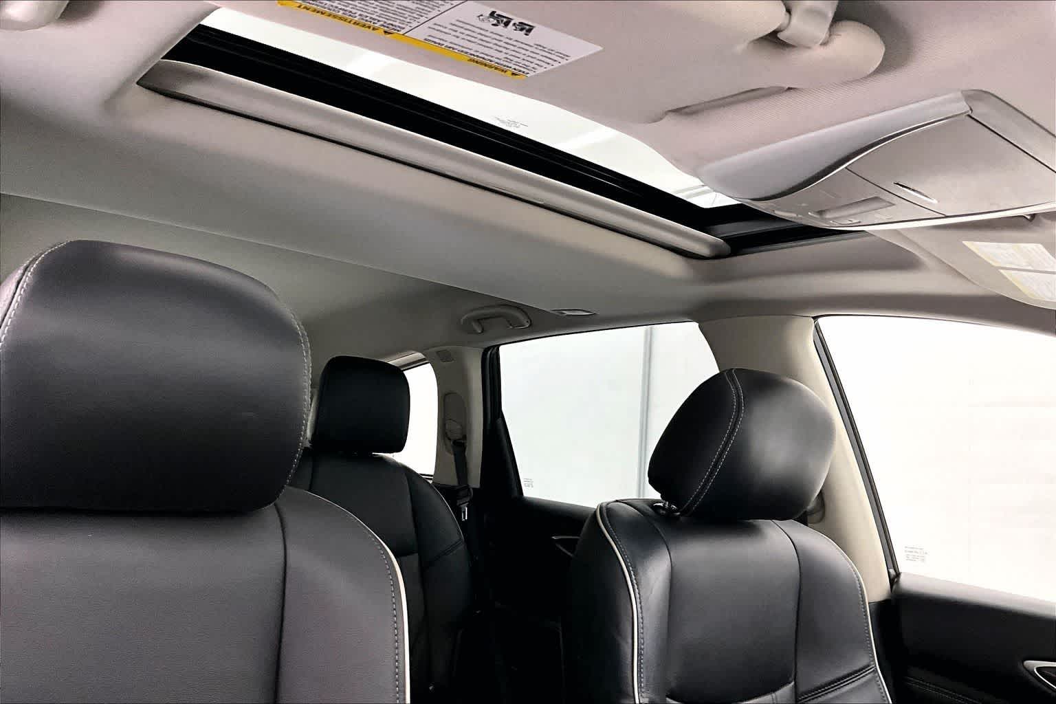 2019 INFINITI QX60 LUXE