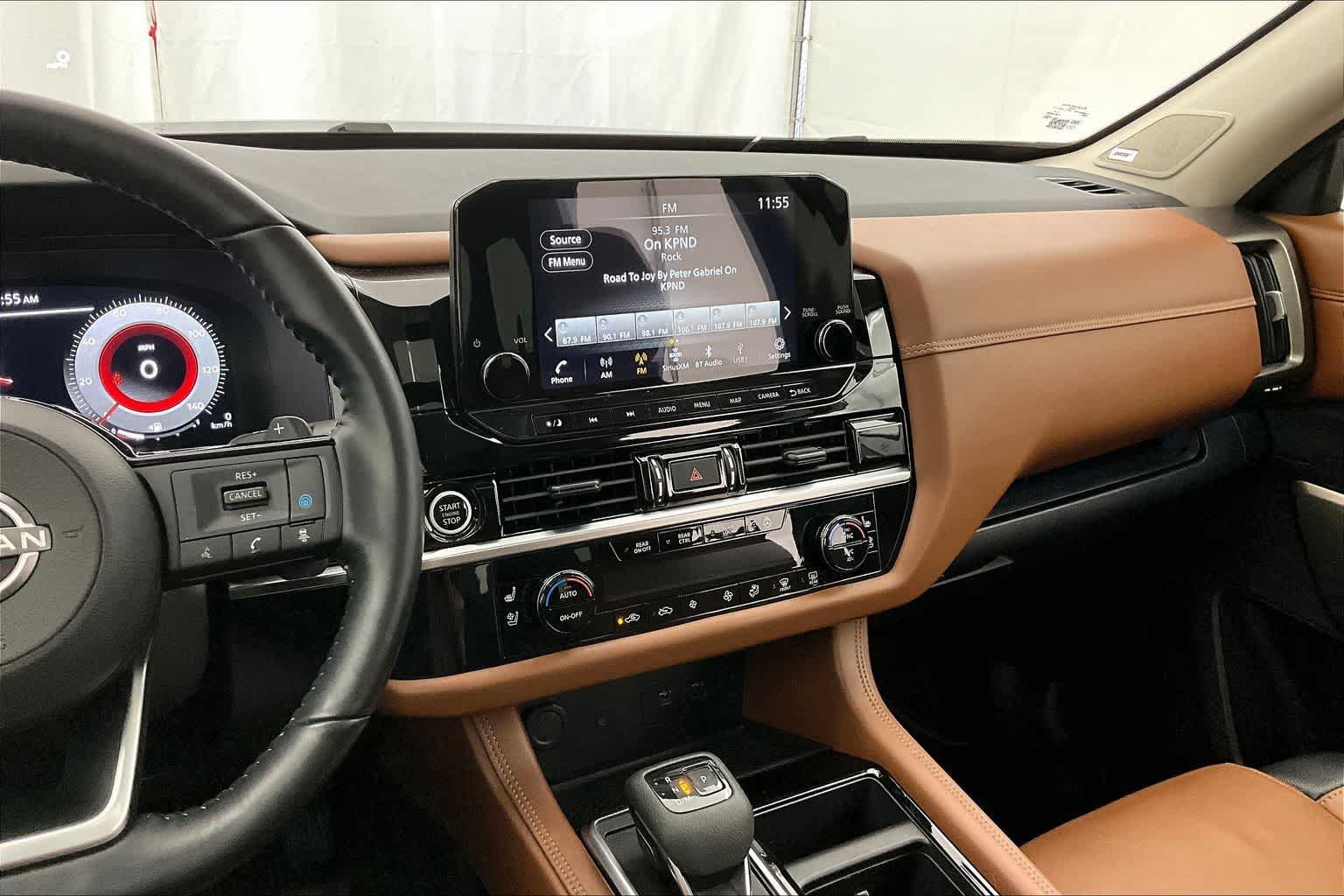 2022 Nissan Pathfinder Platinum