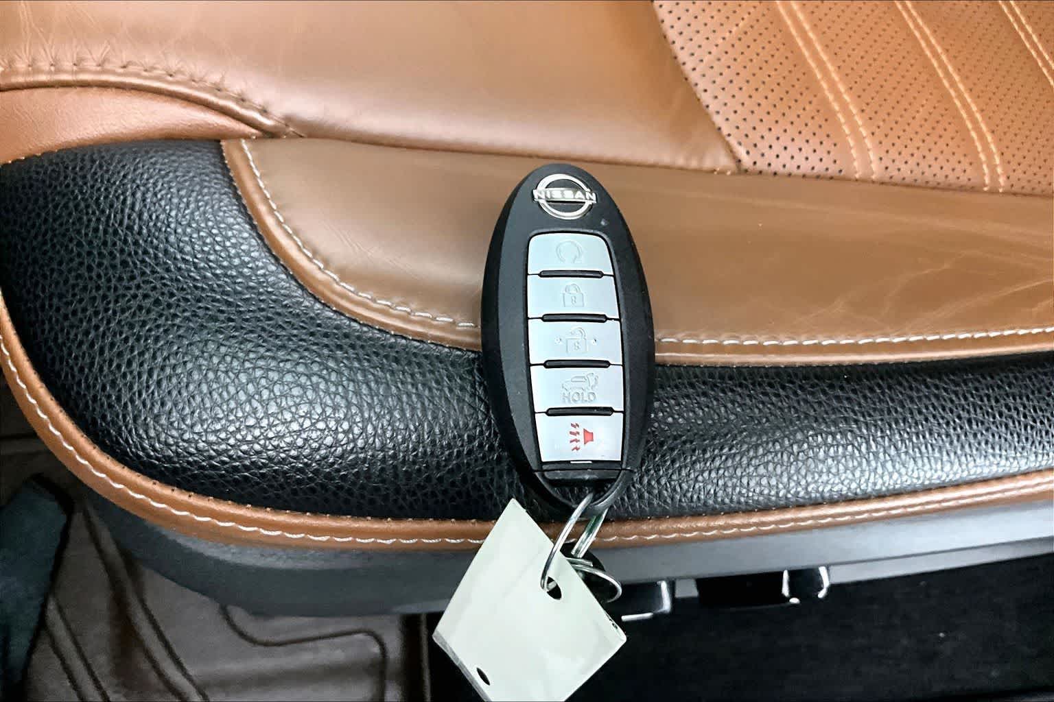 2022 Nissan Pathfinder Platinum