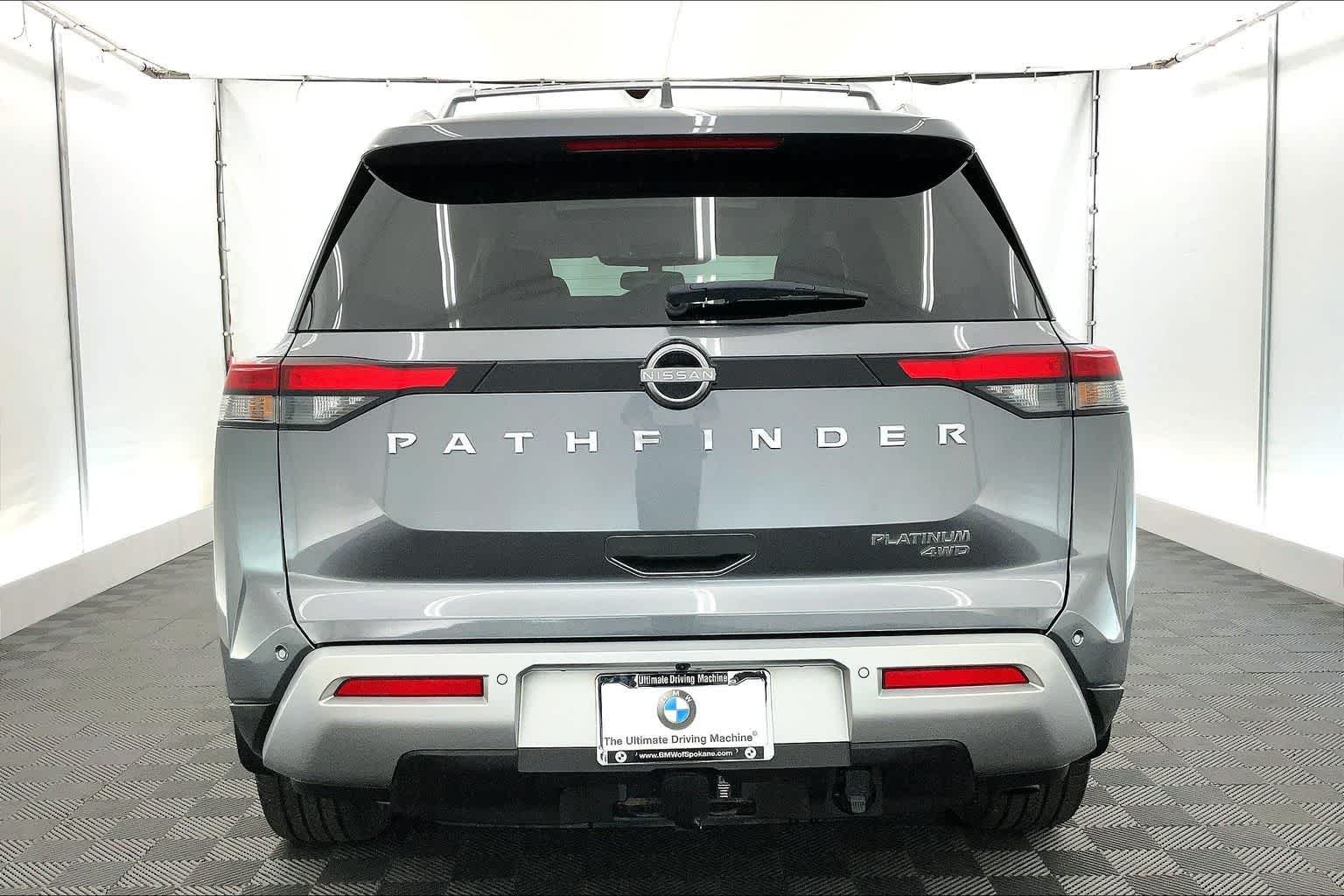 2022 Nissan Pathfinder Platinum