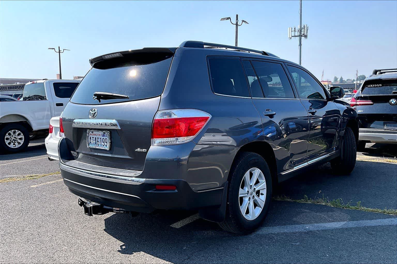 2012 Toyota Highlander SE