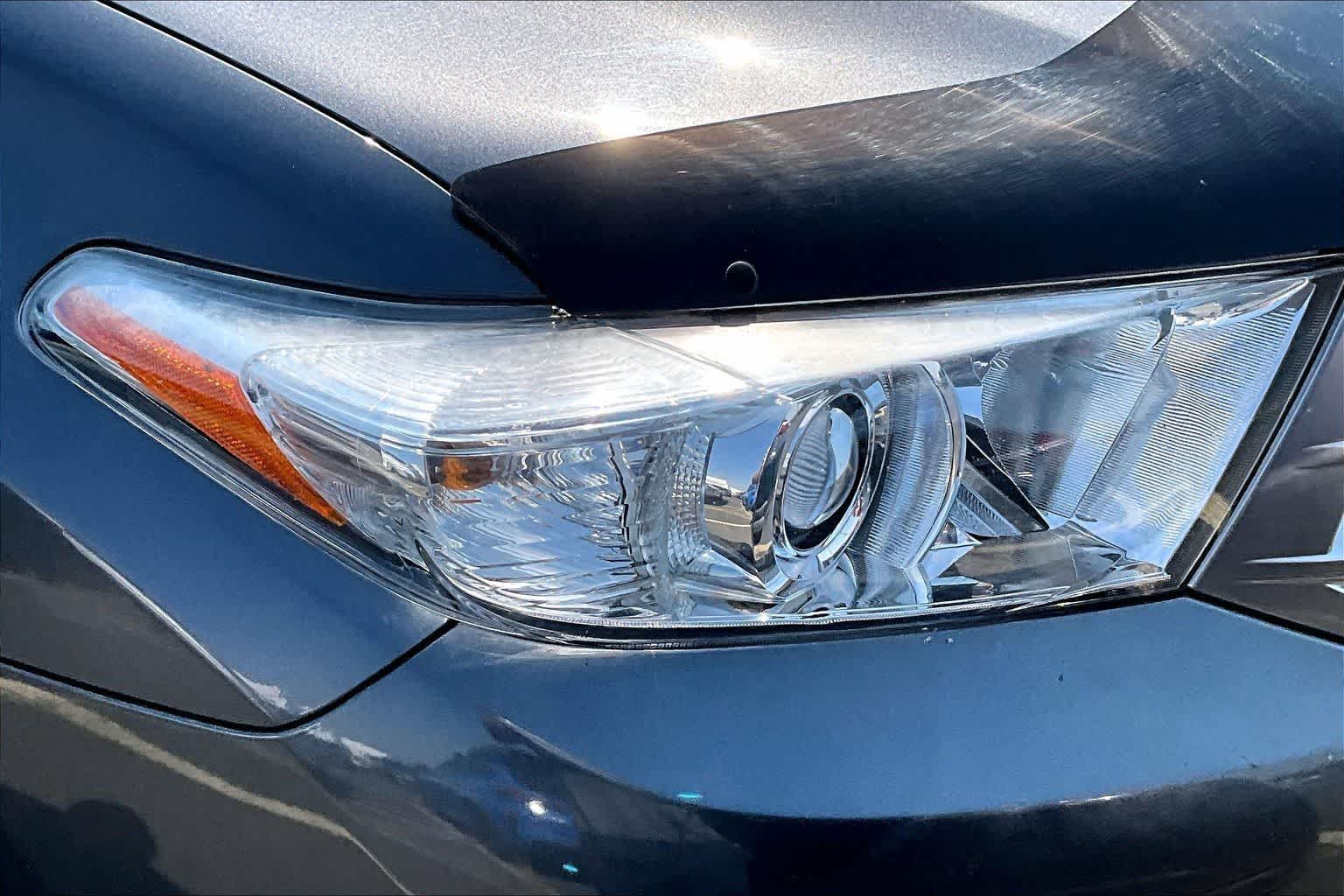 2012 Toyota Highlander SE
