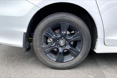 2020 Toyota Sienna SE