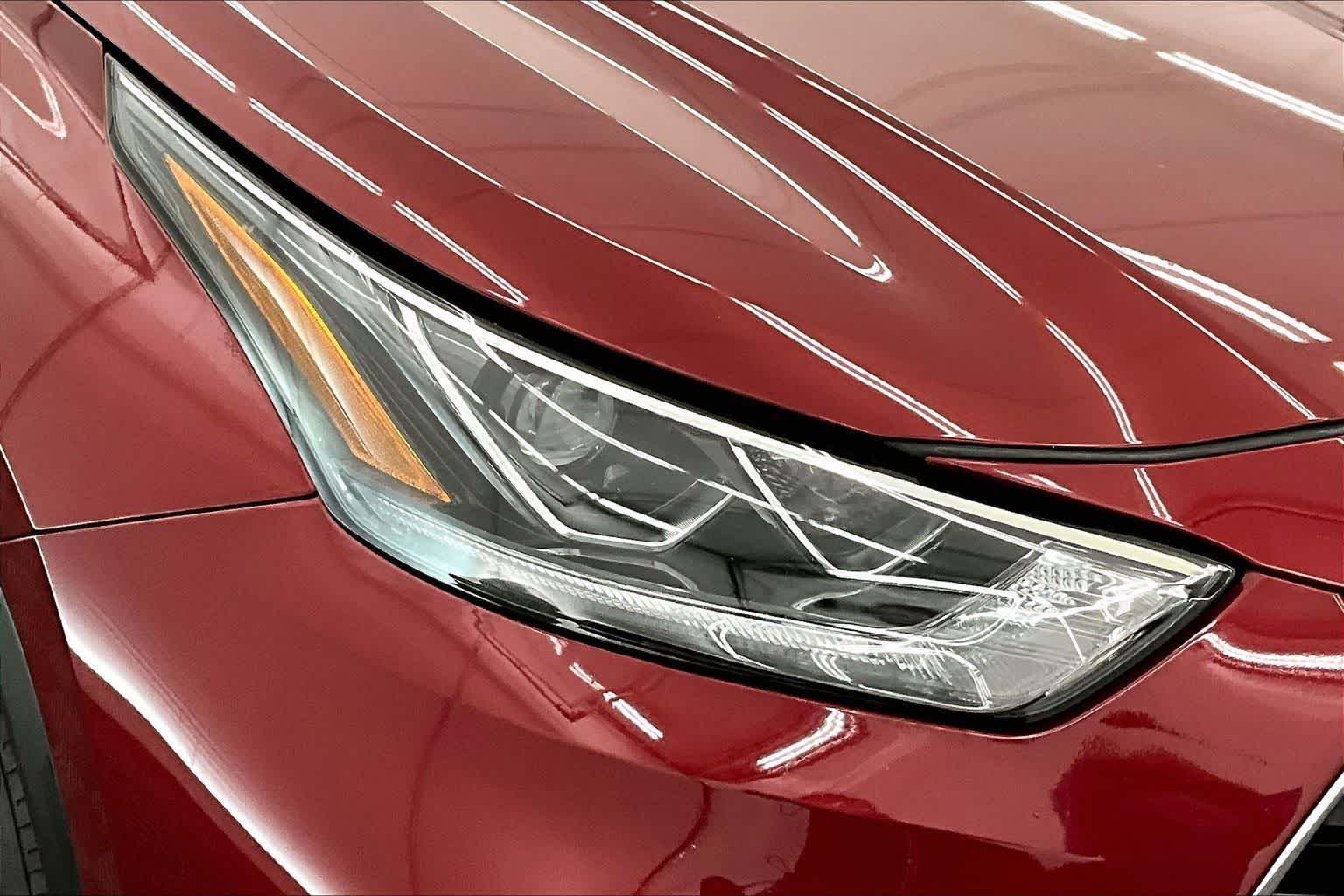 2022 Toyota Highlander Platinum