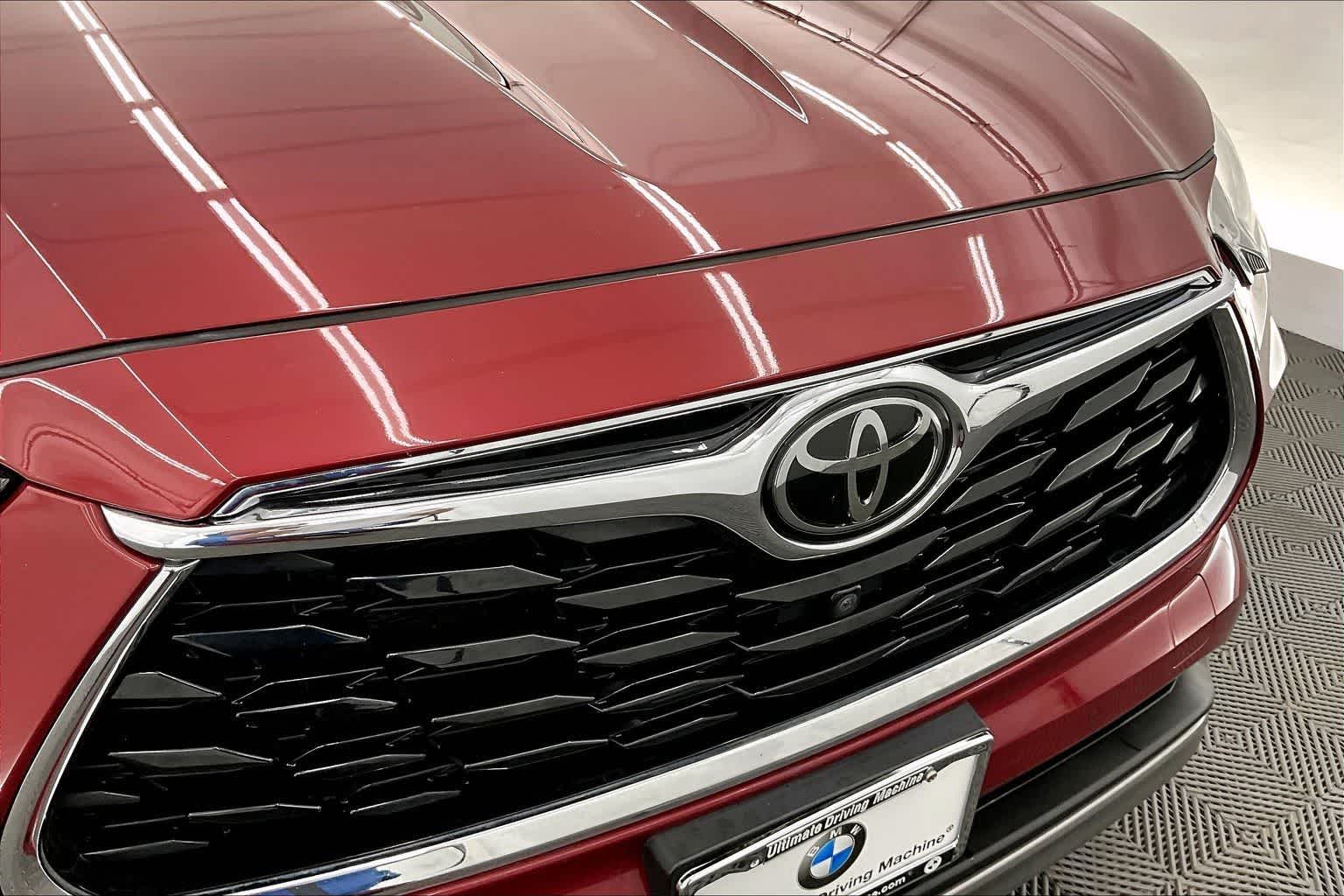 2022 Toyota Highlander Platinum