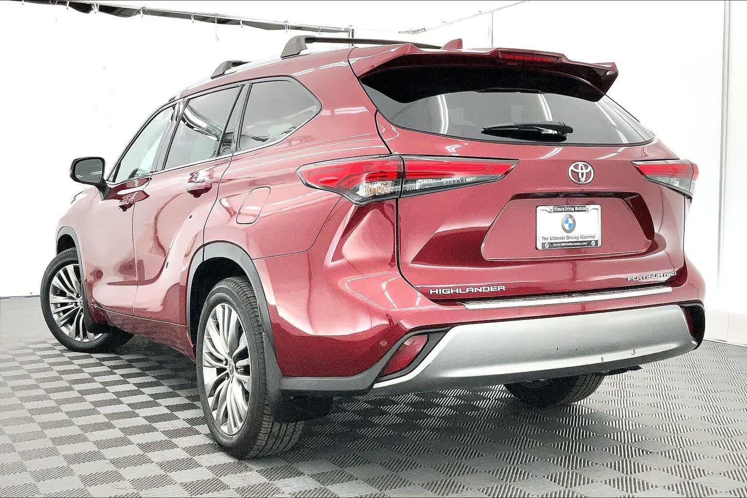 2022 Toyota Highlander Platinum