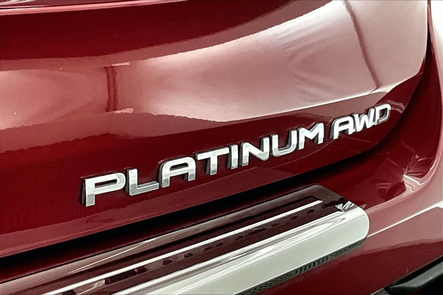 2022 Toyota Highlander Platinum