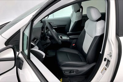 2025 Toyota Sienna XSE