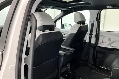 2025 Toyota Sienna XSE