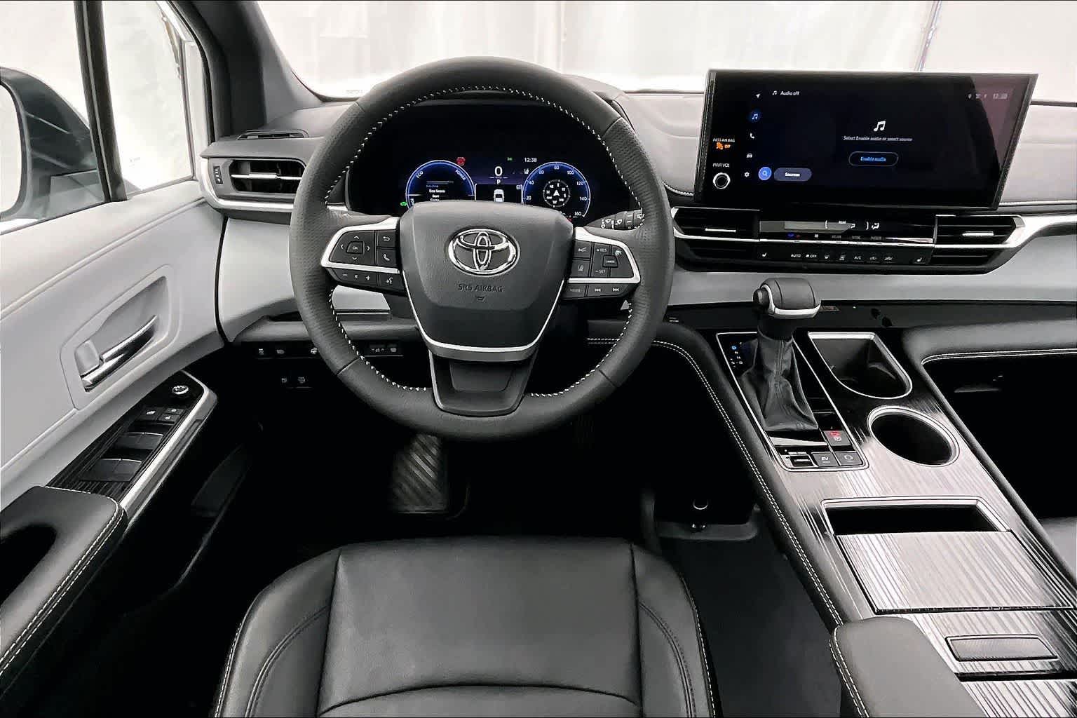 2025 Toyota Sienna XSE