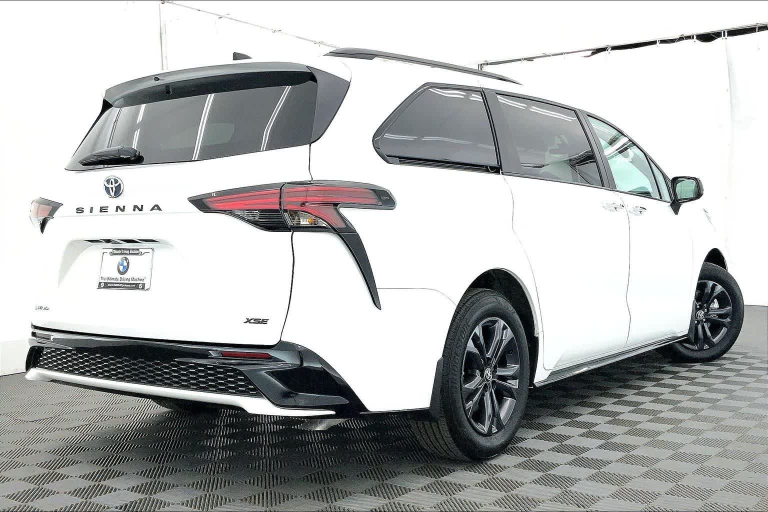 2025 Toyota Sienna XSE