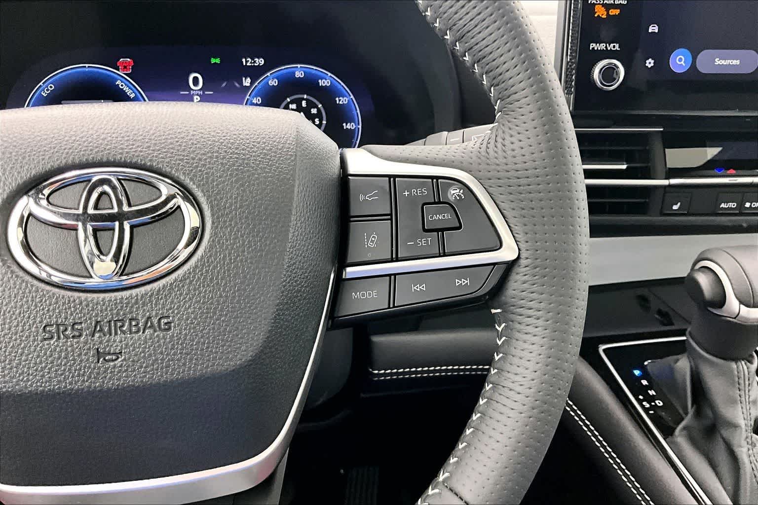 2025 Toyota Sienna XSE