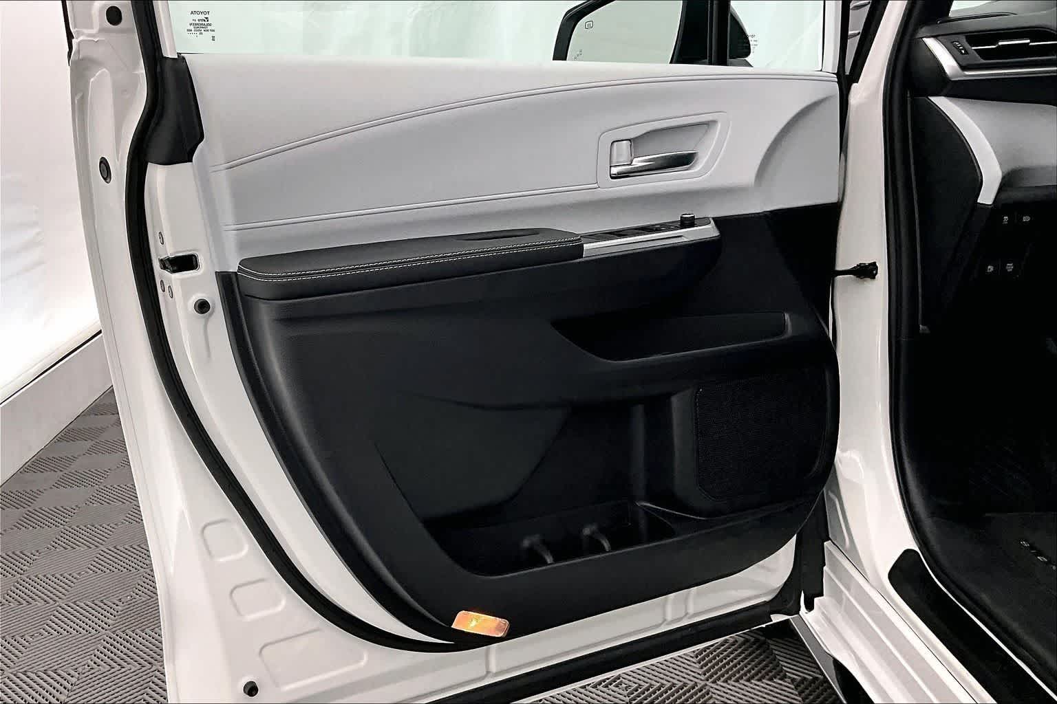 2025 Toyota Sienna XSE