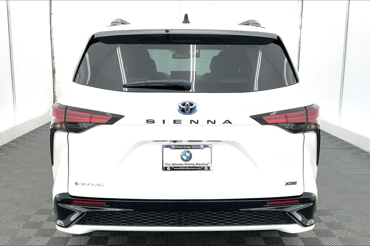 2025 Toyota Sienna XSE