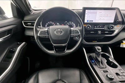 2023 Toyota Highlander XSE