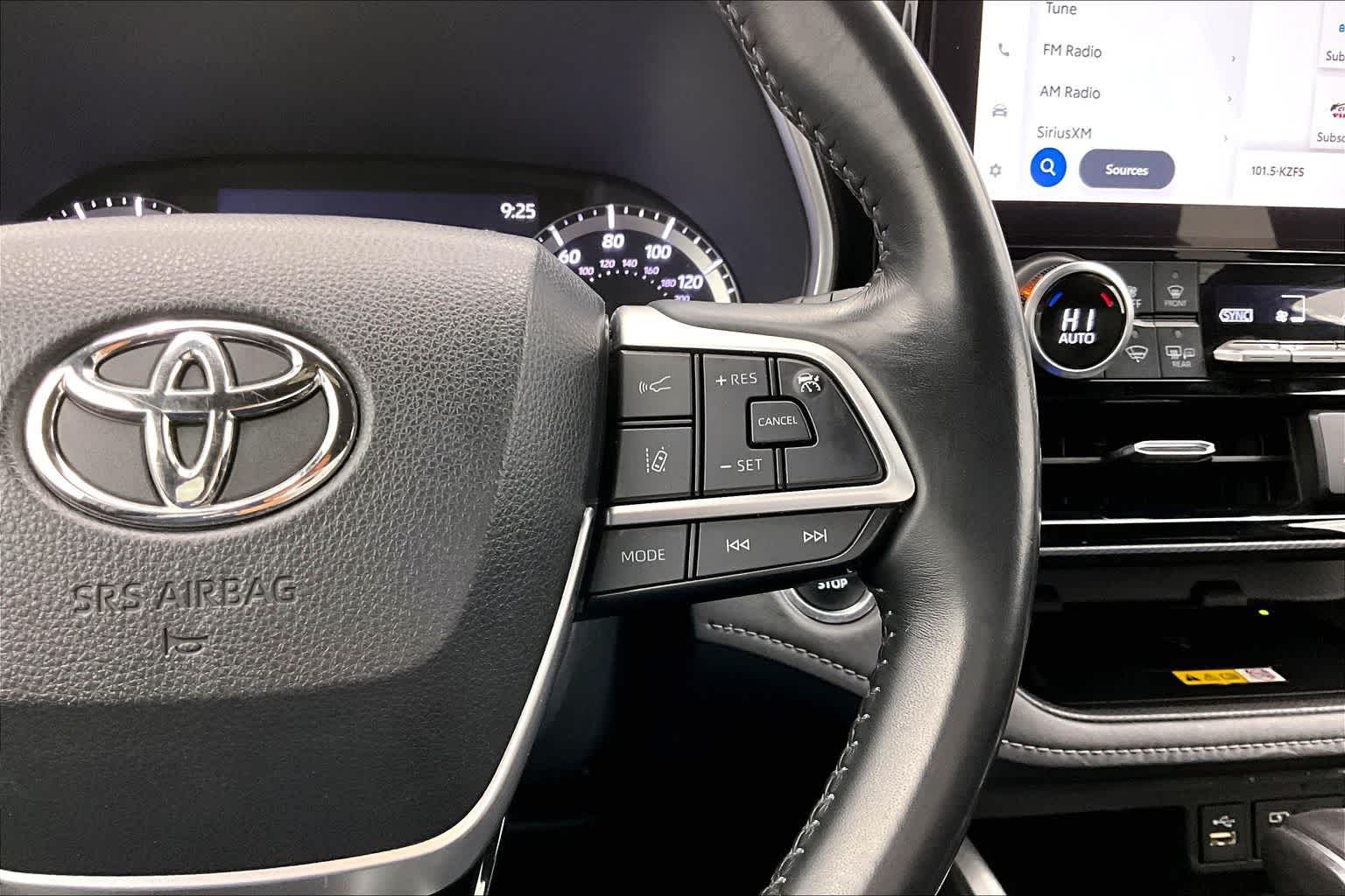 2023 Toyota Highlander XSE