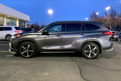 2021 Toyota Highlander XSE