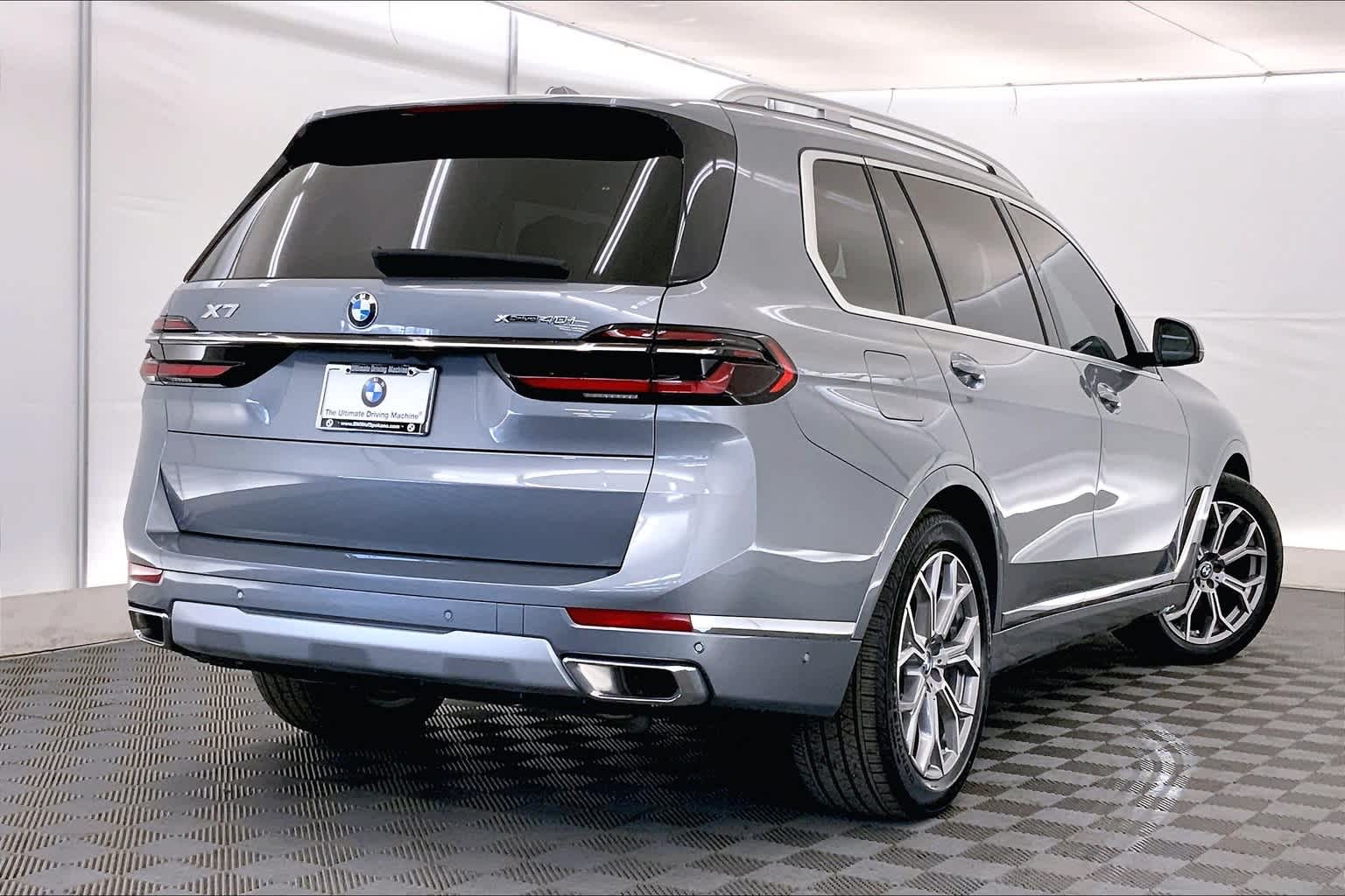 2024 BMW X7 xDrive40i